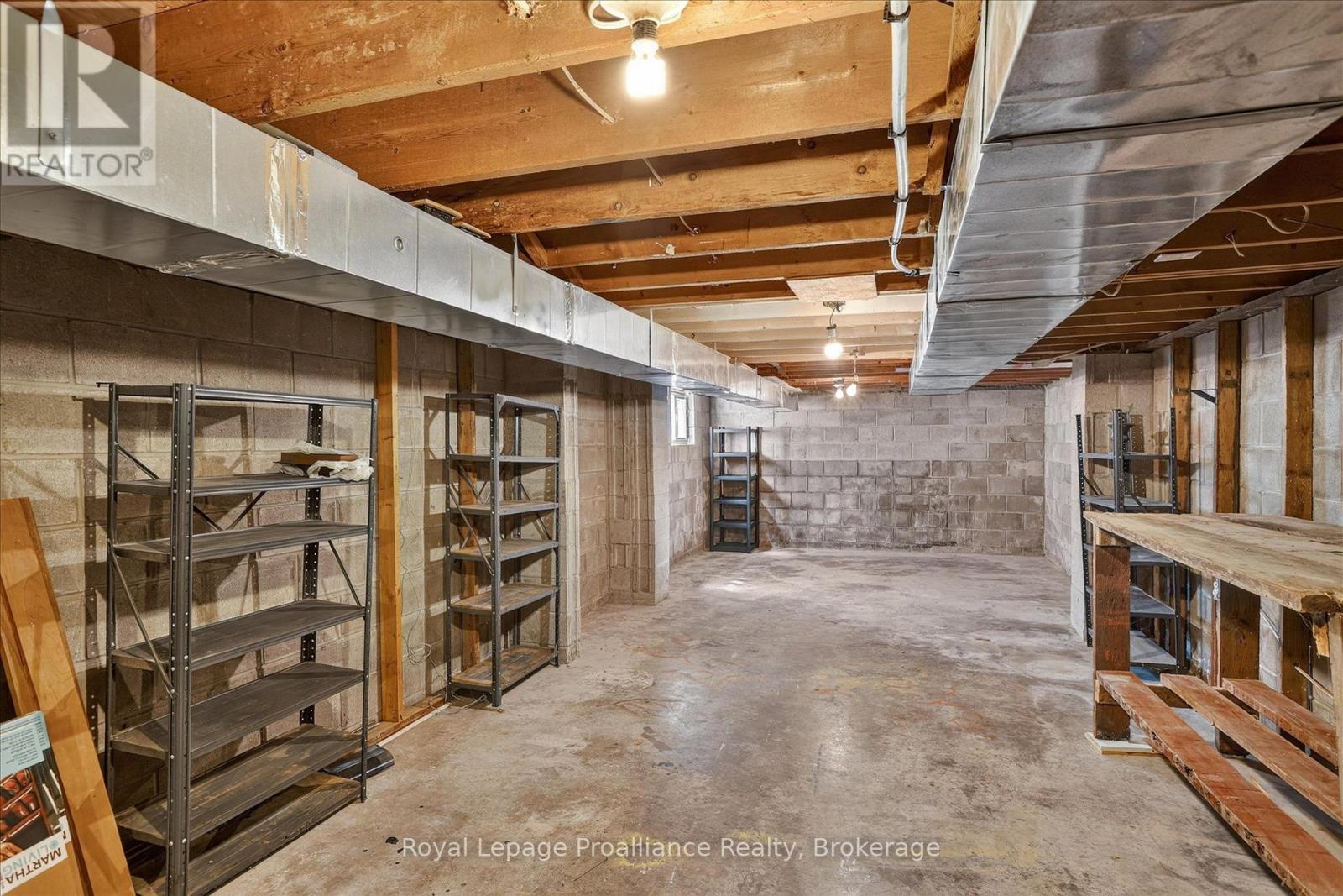 70 ELMORE STREET - Image 40