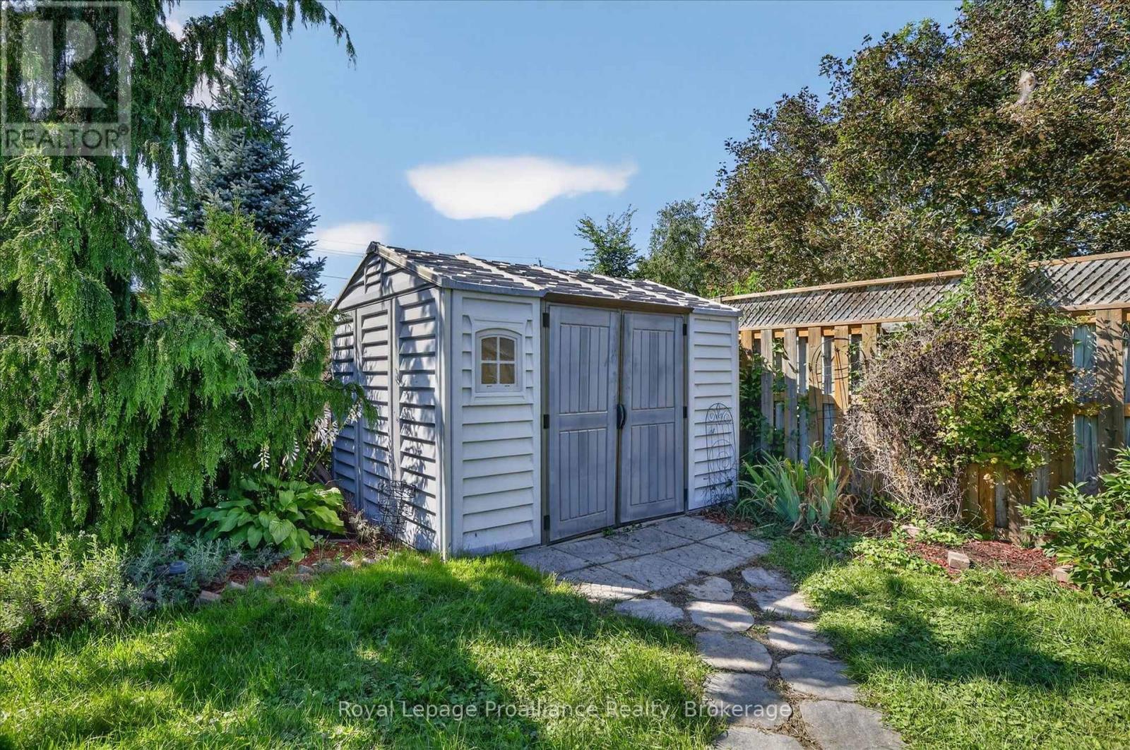 70 ELMORE STREET - 50