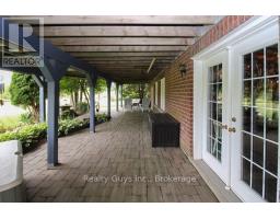 16 Crescent Moon Lane, Kawartha Lakes, ON L0C1G0 Photo 11