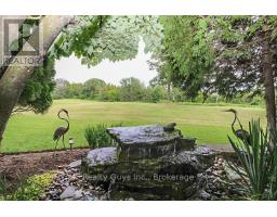 16 Crescent Moon Lane, Kawartha Lakes, ON L0C1G0 Photo 13