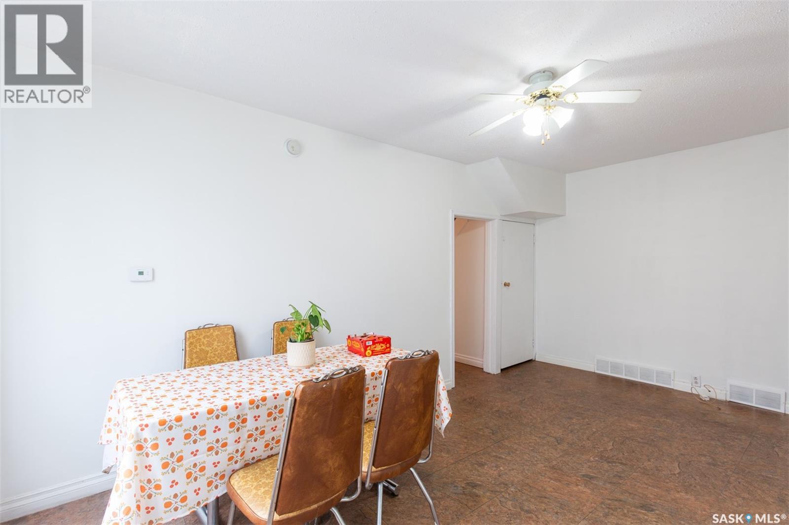 404 Fairford STREET W, Moose Jaw — photo 9