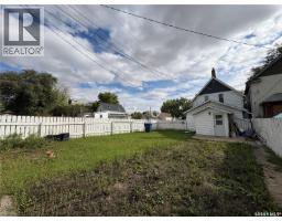 404 Fairford Street W, Moose Jaw, SK S6H1W2 Photo 25