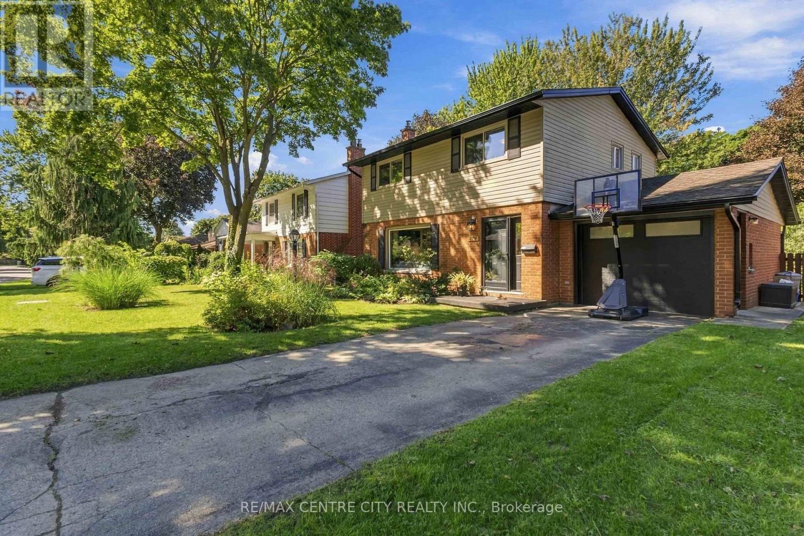 419 BRIARHILL AVENUE, London East (East A) — photo 3
