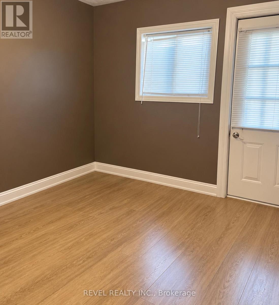 380 NORMAN STREET - 12
