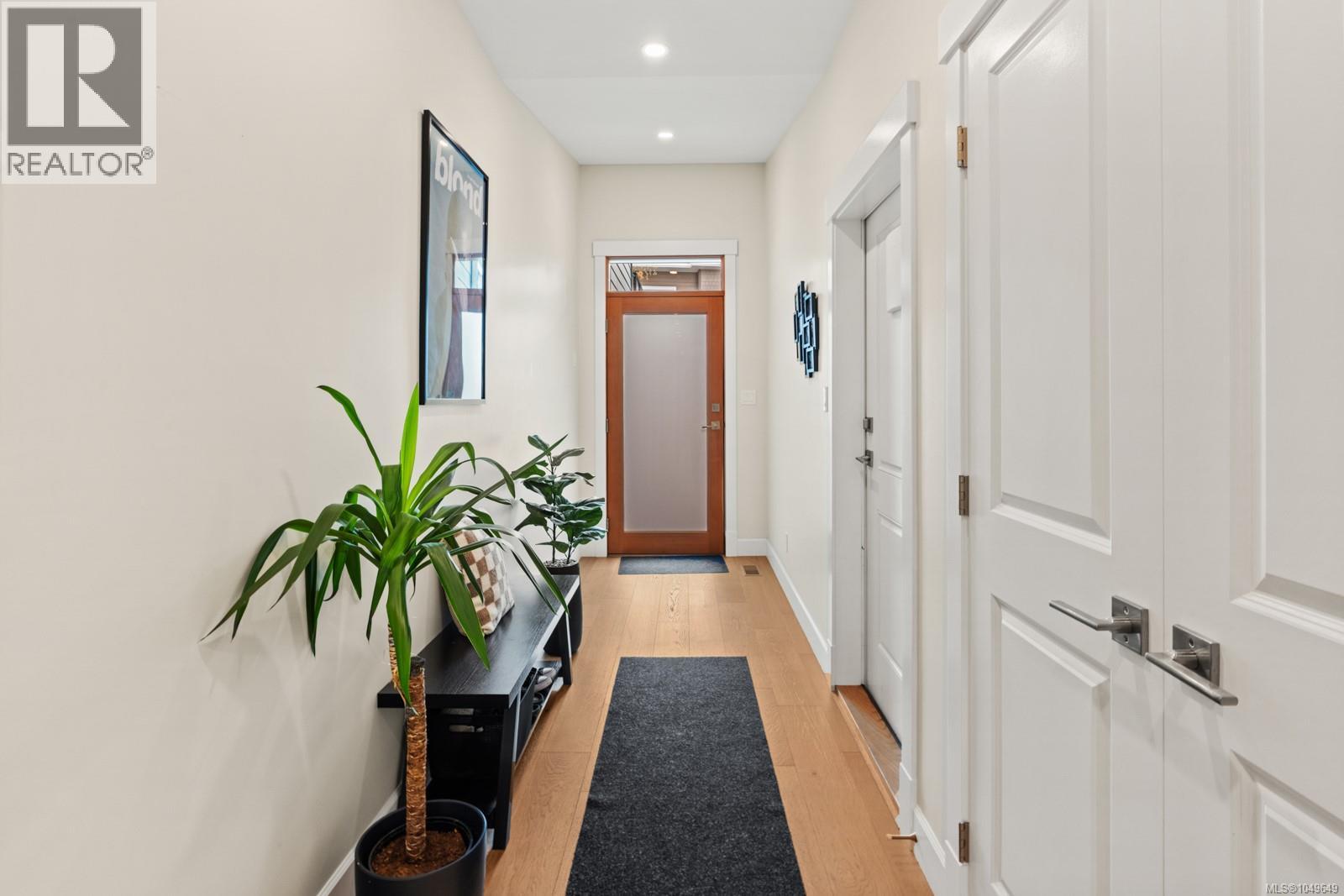 #105 4690 Caspian Pl - Image 10
