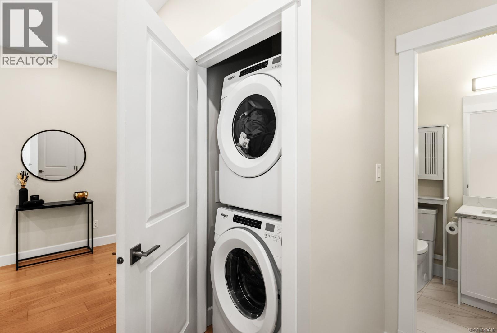 #105 4690 Caspian Pl - Image 11