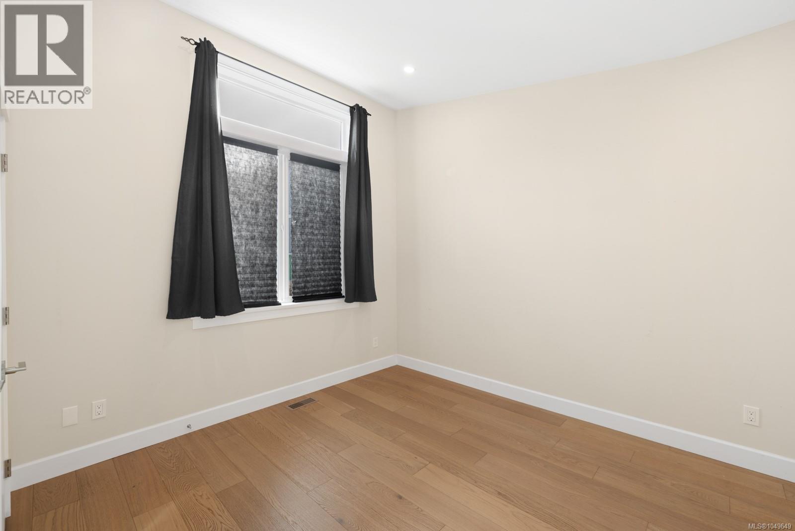 #105 4690 Caspian Pl - Image 12