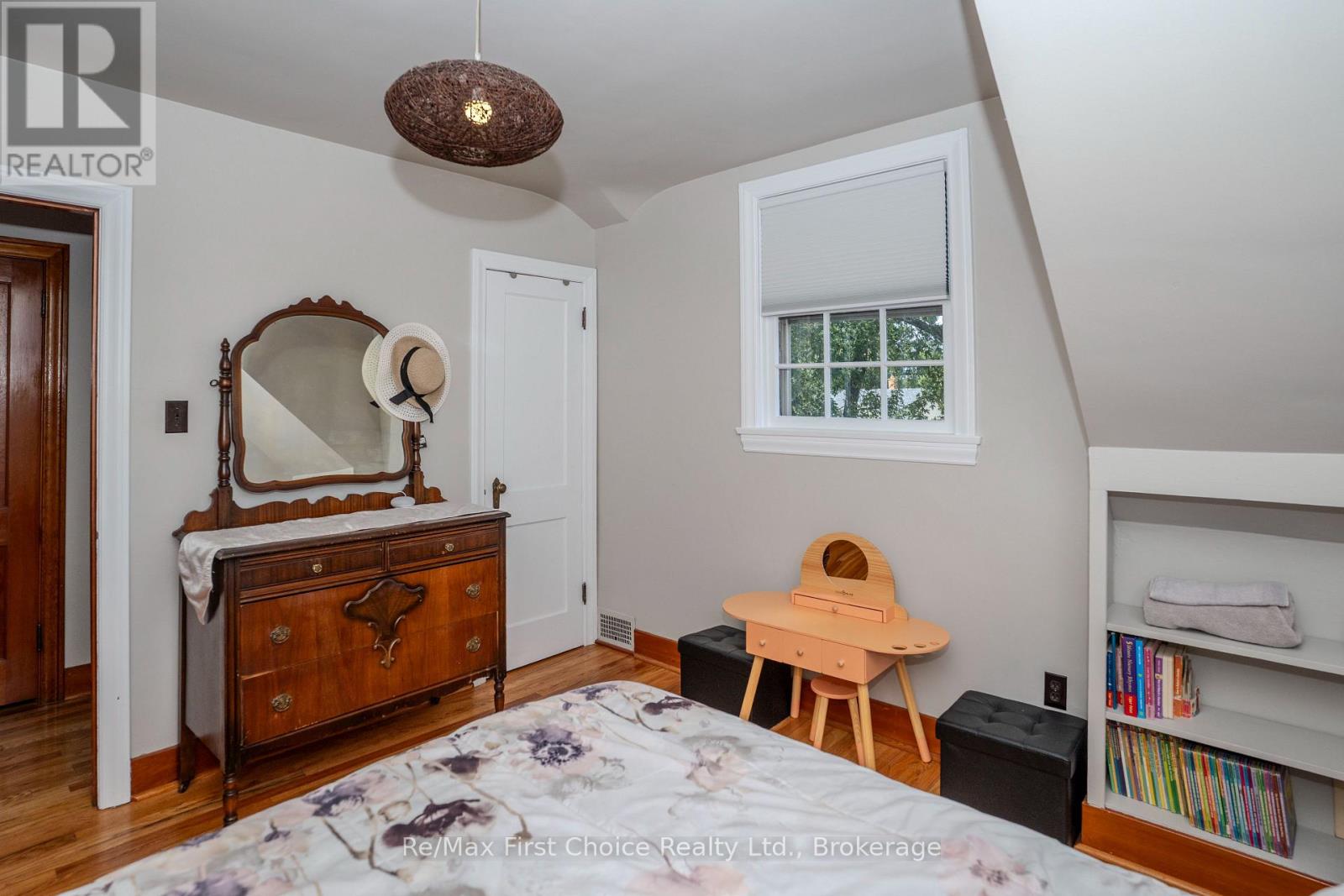 746 NORAH STREET S - 20