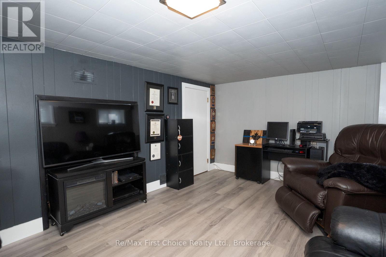 746 NORAH STREET S - Image 31