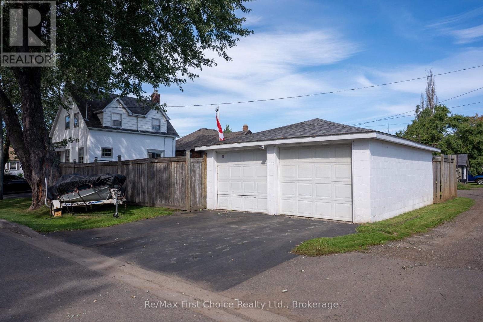 746 NORAH STREET S - Image 48