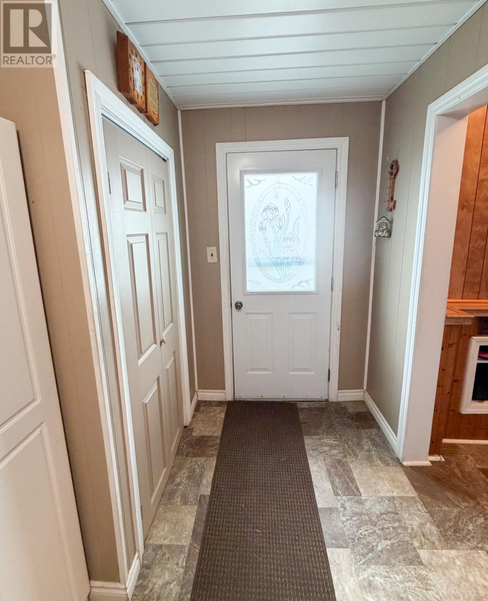 11 Cranes Avenue, Corner Brook — photo 3