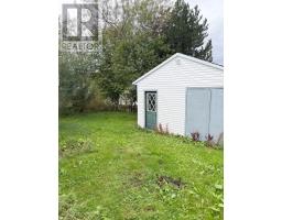 11 Cranes Avenue thumbnail 2