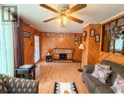 11 Cranes Avenue thumbnail 6