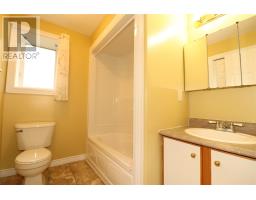 21 Palmerston Drive thumbnail 17