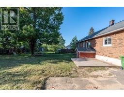55 Selkirk Street, Petawawa, ON K8H1P3 Photo 33
