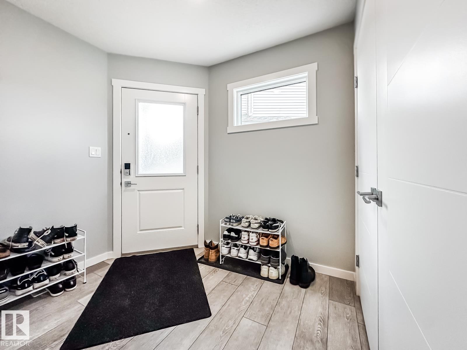 20947 95 AV NW, Edmonton — photo 3