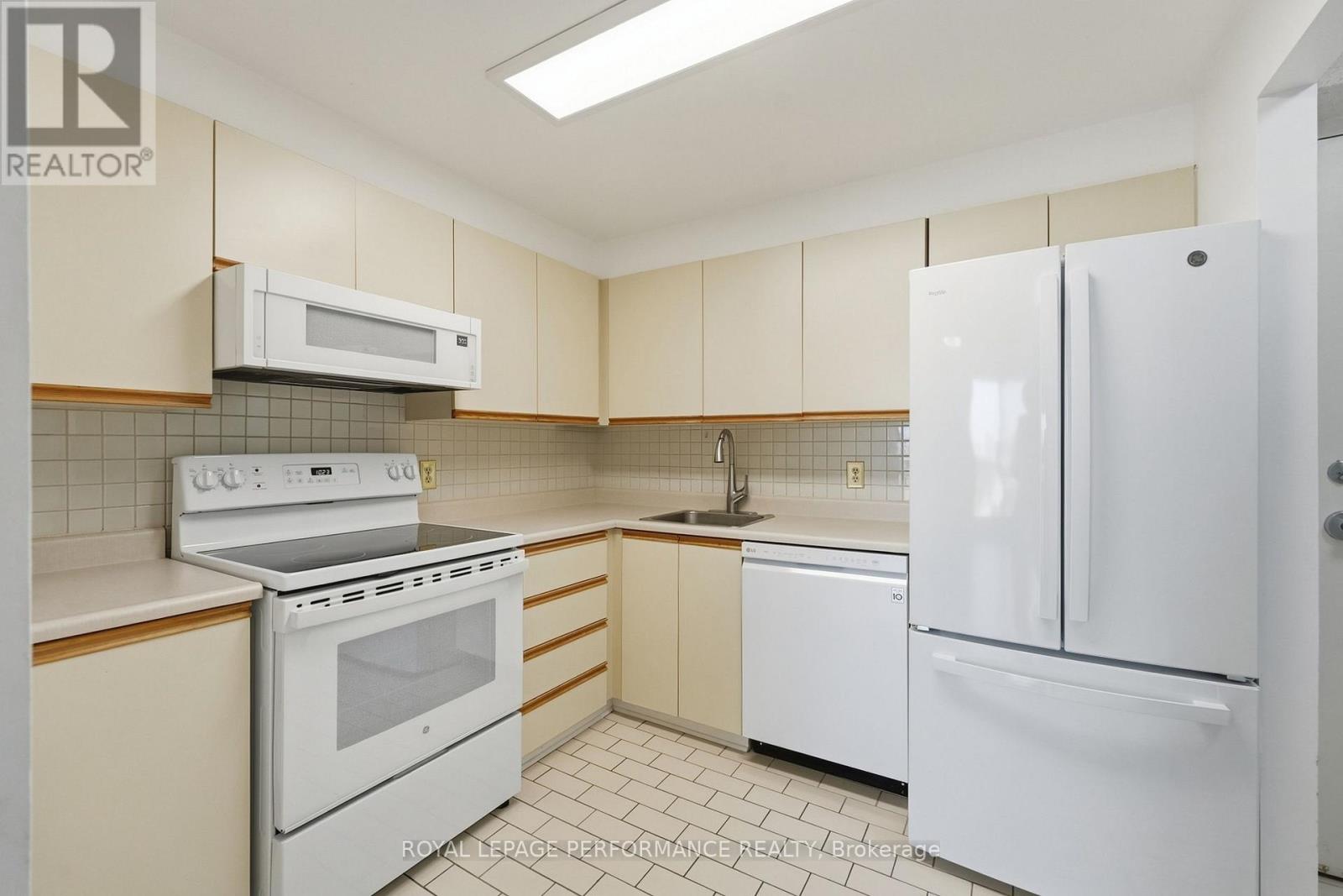 #1102 1440 HERON ROAD - 8