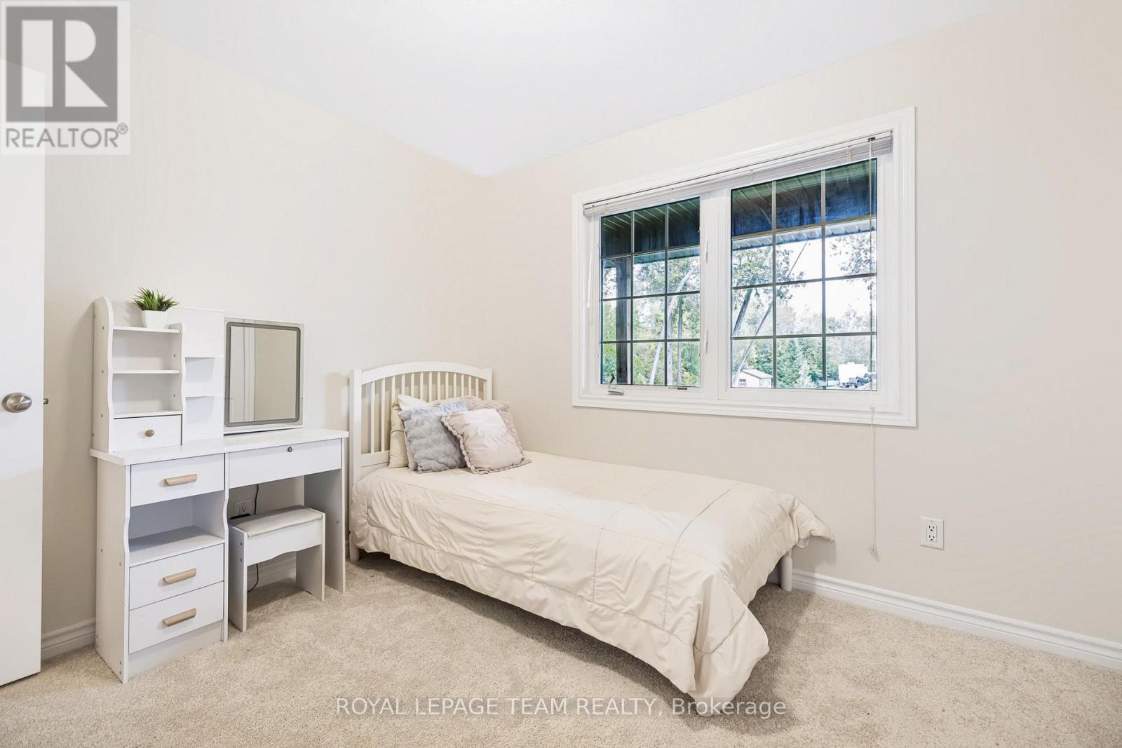 44 MEADOWGLEN CIRCLE - Image 27