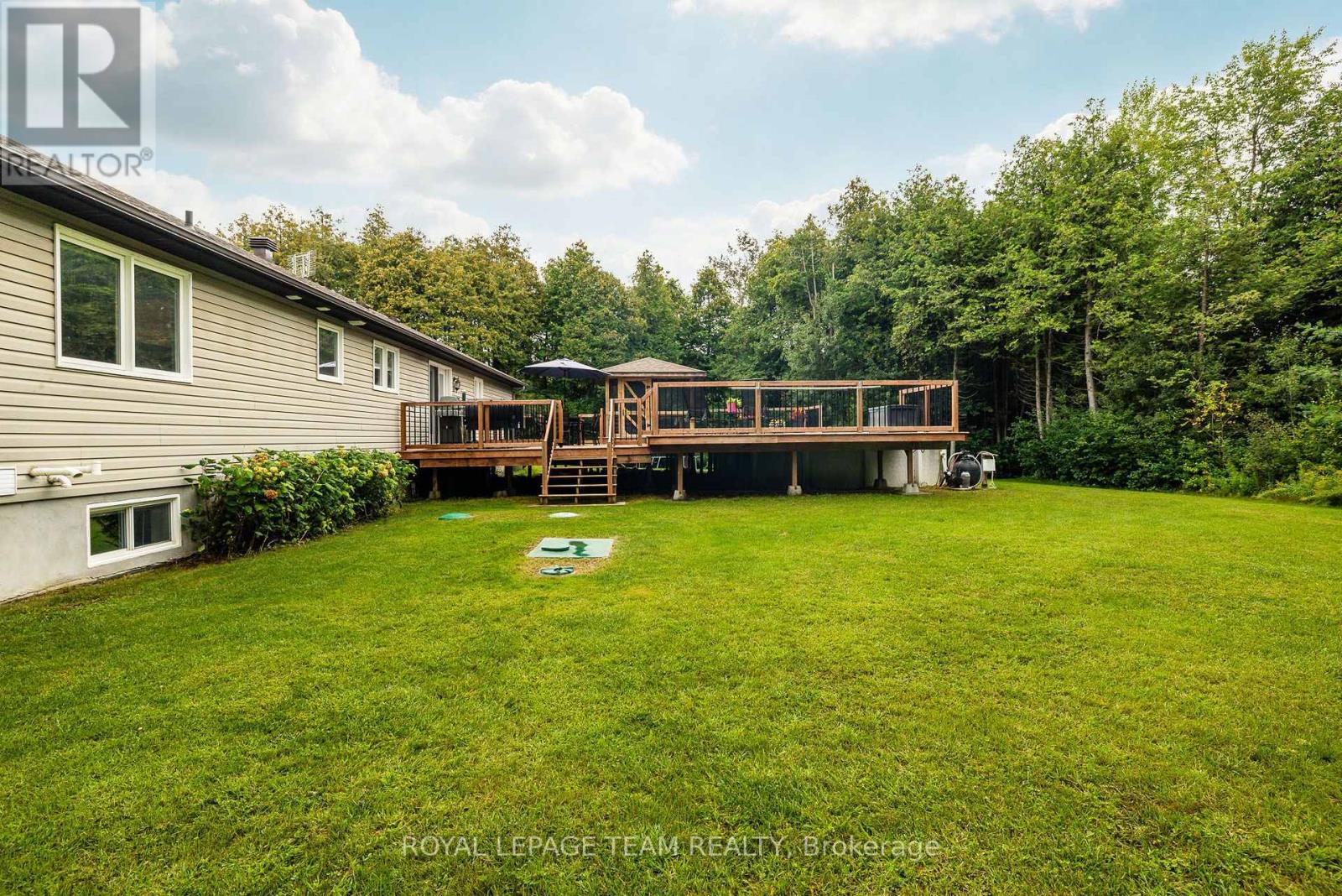 44 MEADOWGLEN CIRCLE - 41