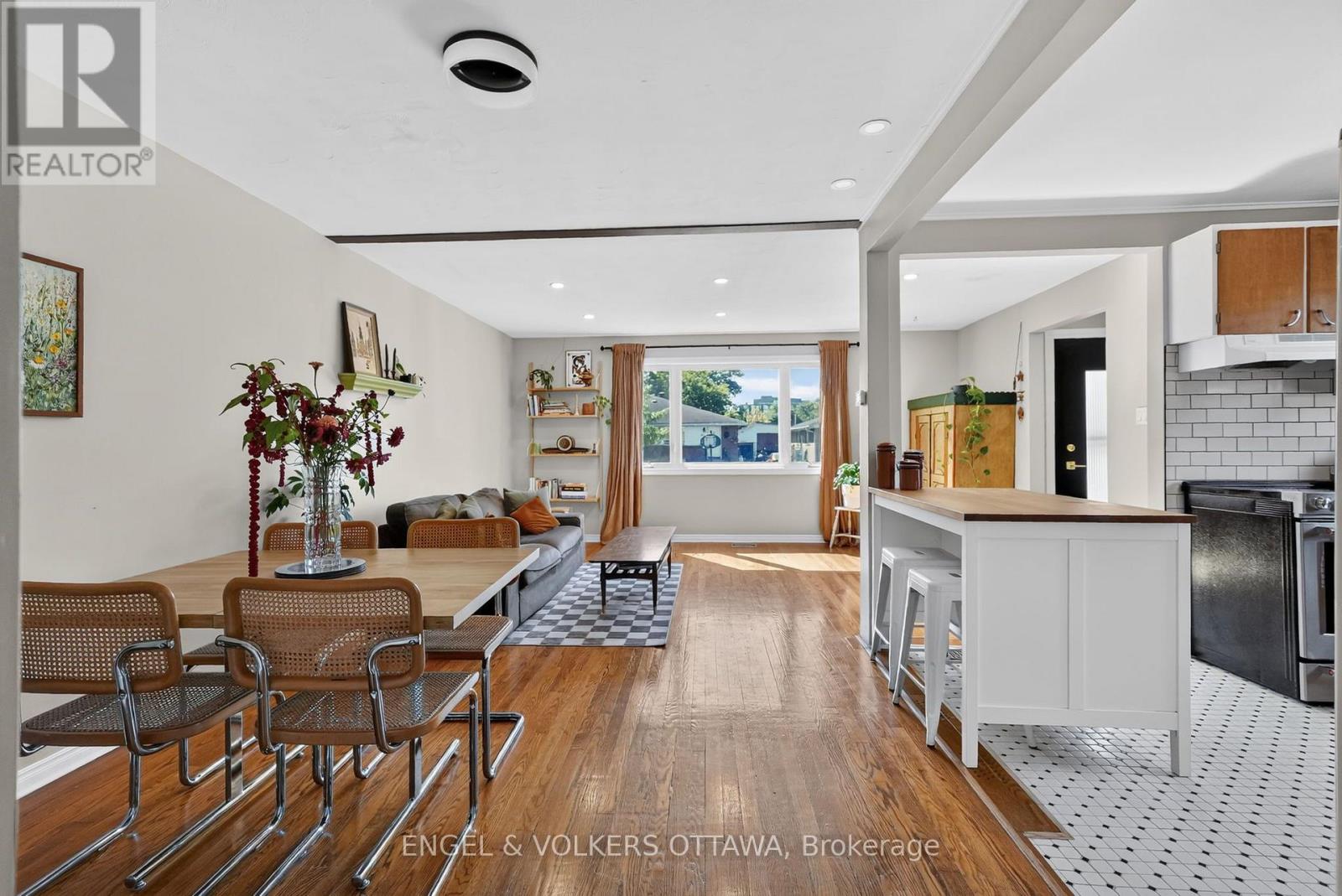 793 TROJAN AVENUE - 11