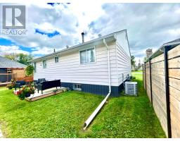 746 Thompson Street, Fort Frances, ON P9A2W8 Photo 24