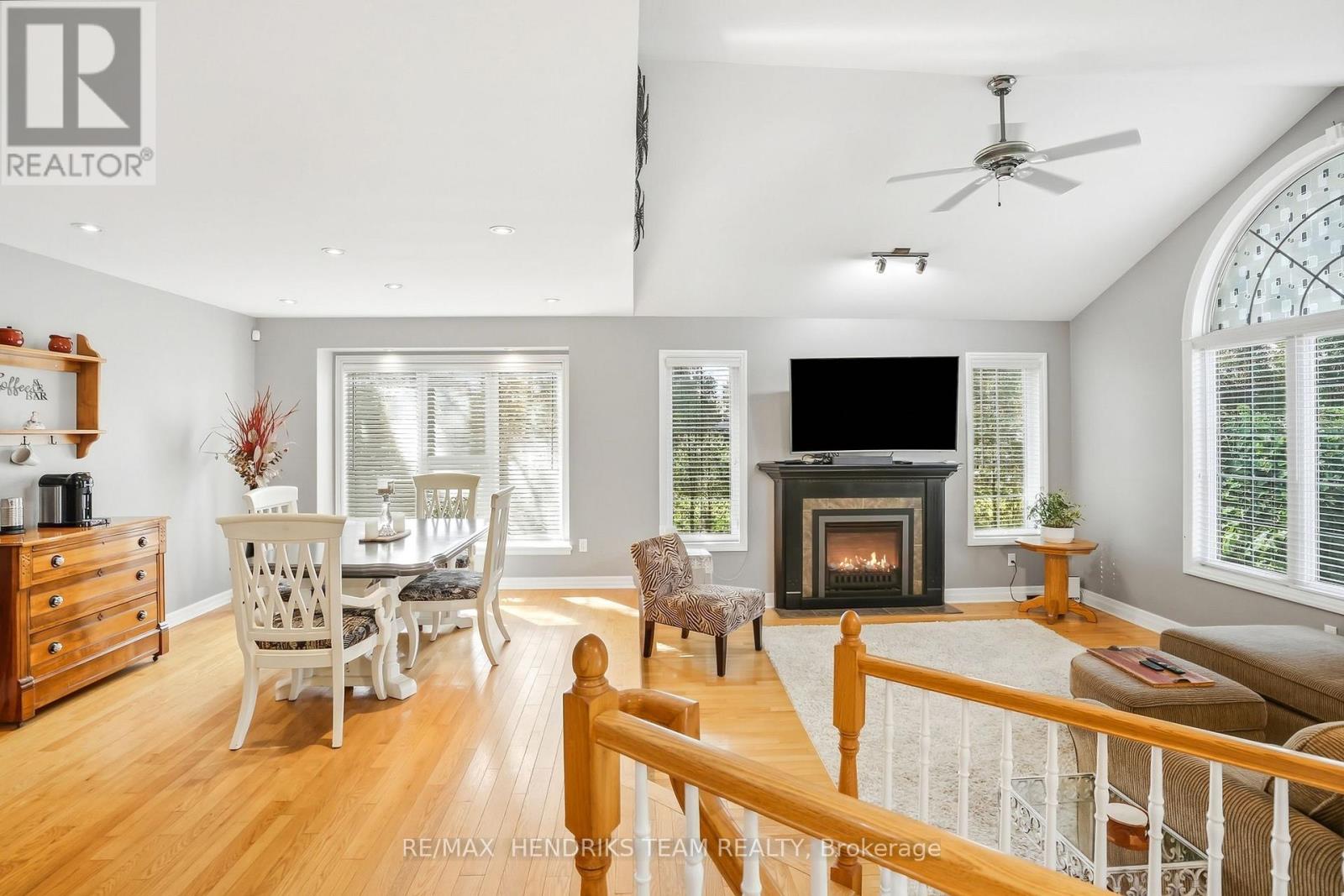 310 AQUEDUCT STREET, Welland (N. Welland) — photo 8
