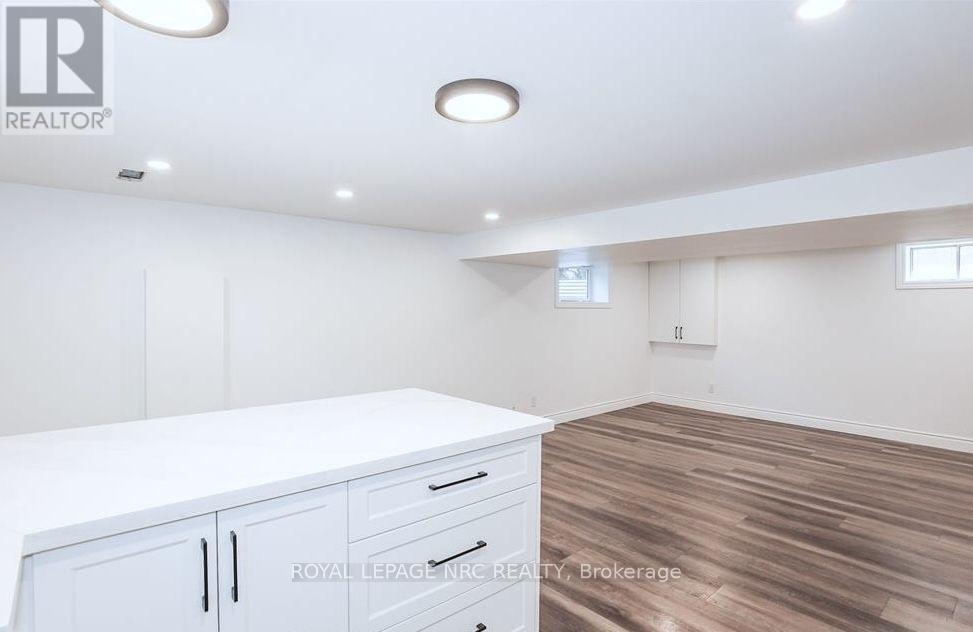 LOWER - 125 MEREDITH DRIVE, St. Catharines (Carlton/Bunting) — photo 6