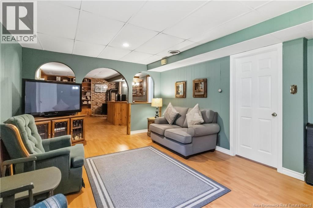 12 Chandler Crescent - 25
