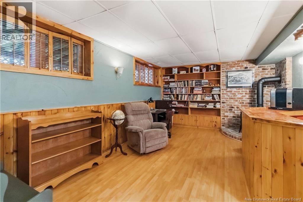 12 Chandler Crescent - 26