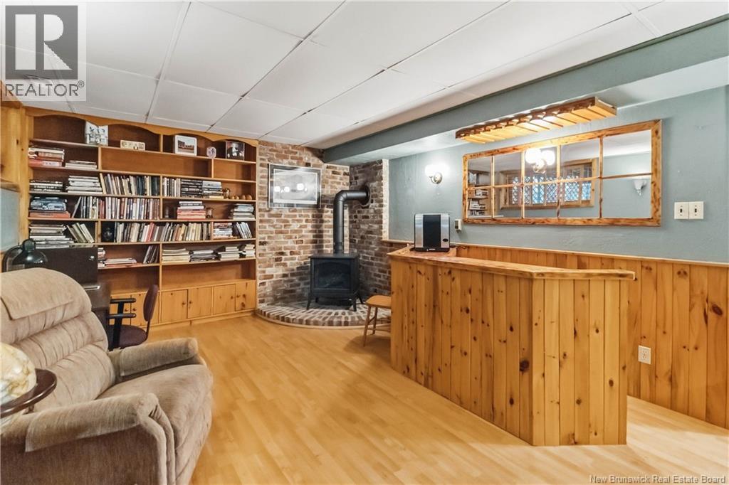 12 Chandler Crescent - 27