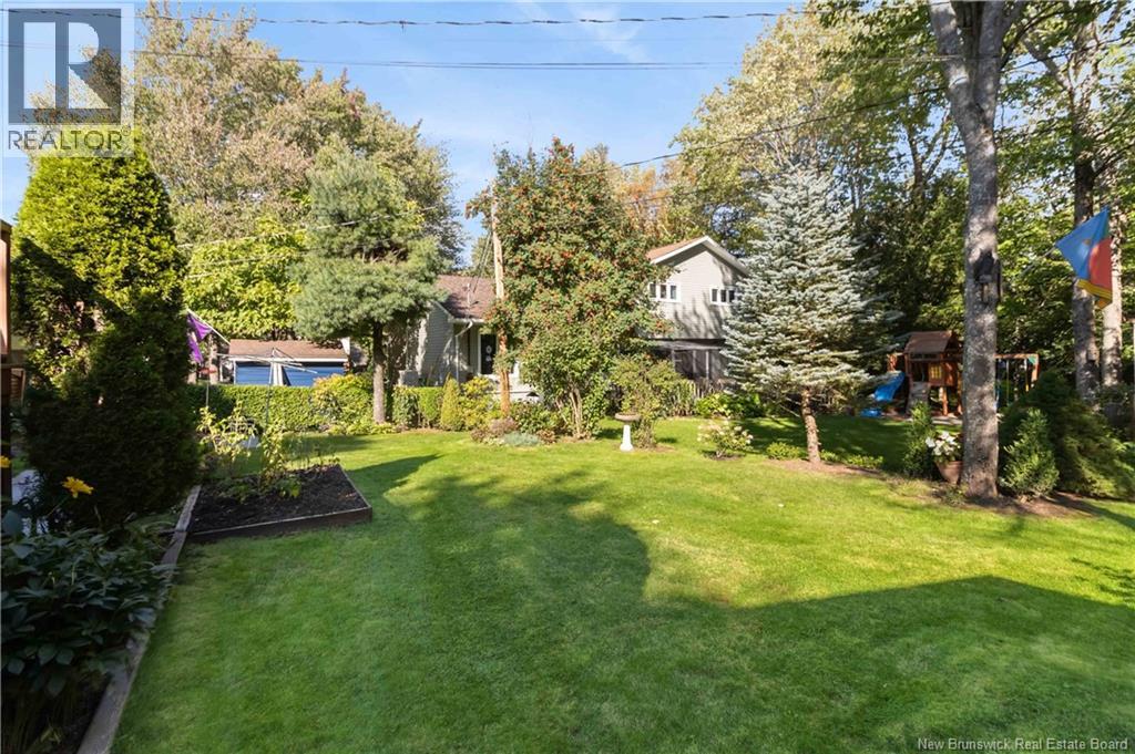 12 Chandler Crescent - 40
