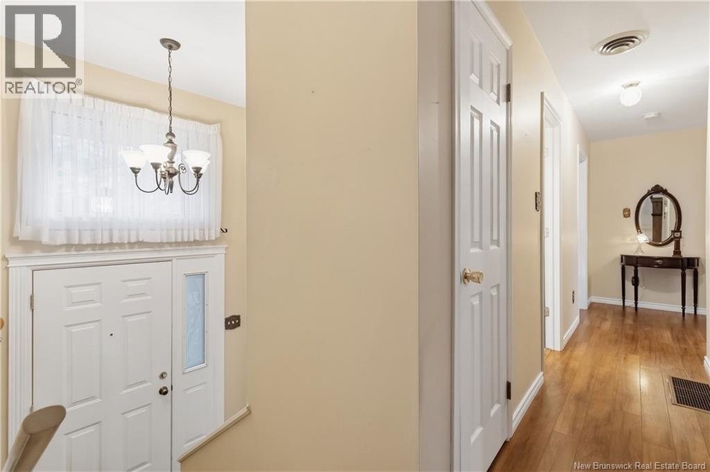 12 Chandler Crescent - Image 45
