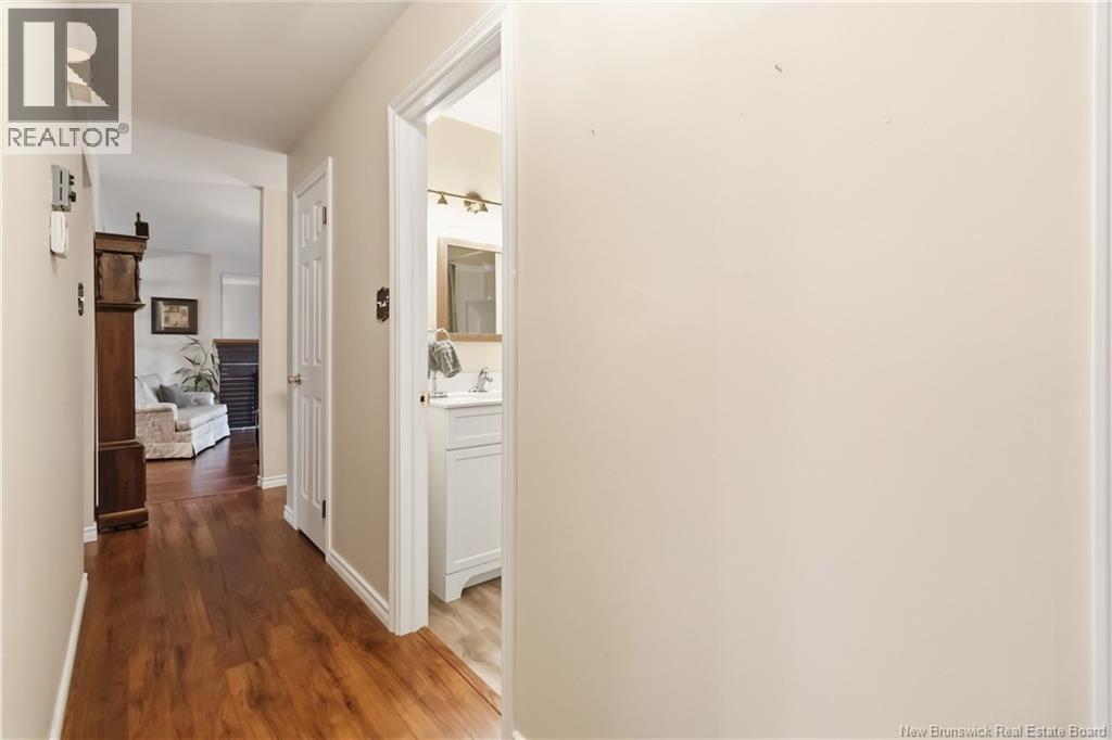 12 Chandler Crescent - 46