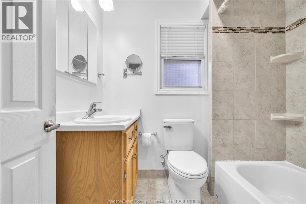 1262 REAUME ROAD - Image 22
