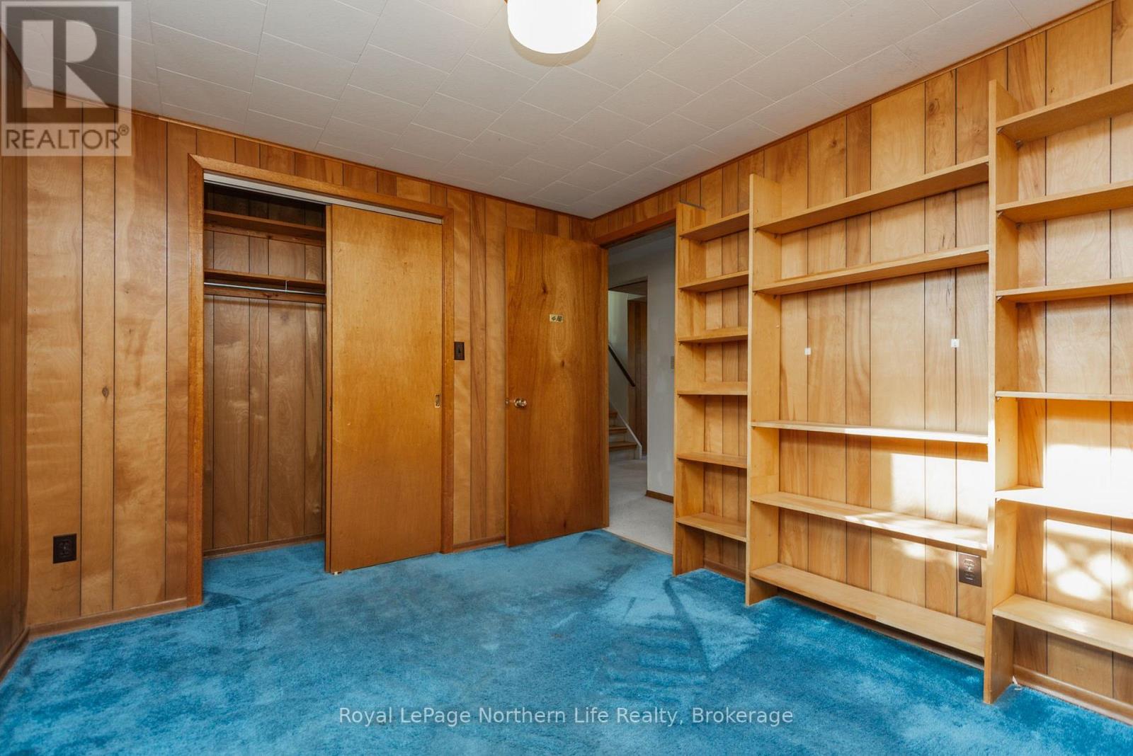 2043 MCKEOWN AVENUE - 36