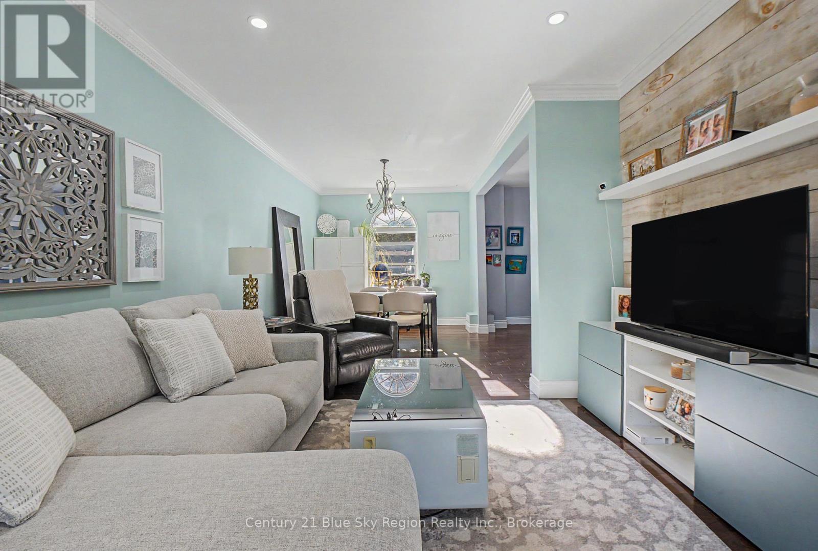 633 BELL STREET, North Bay (West End) — photo 7