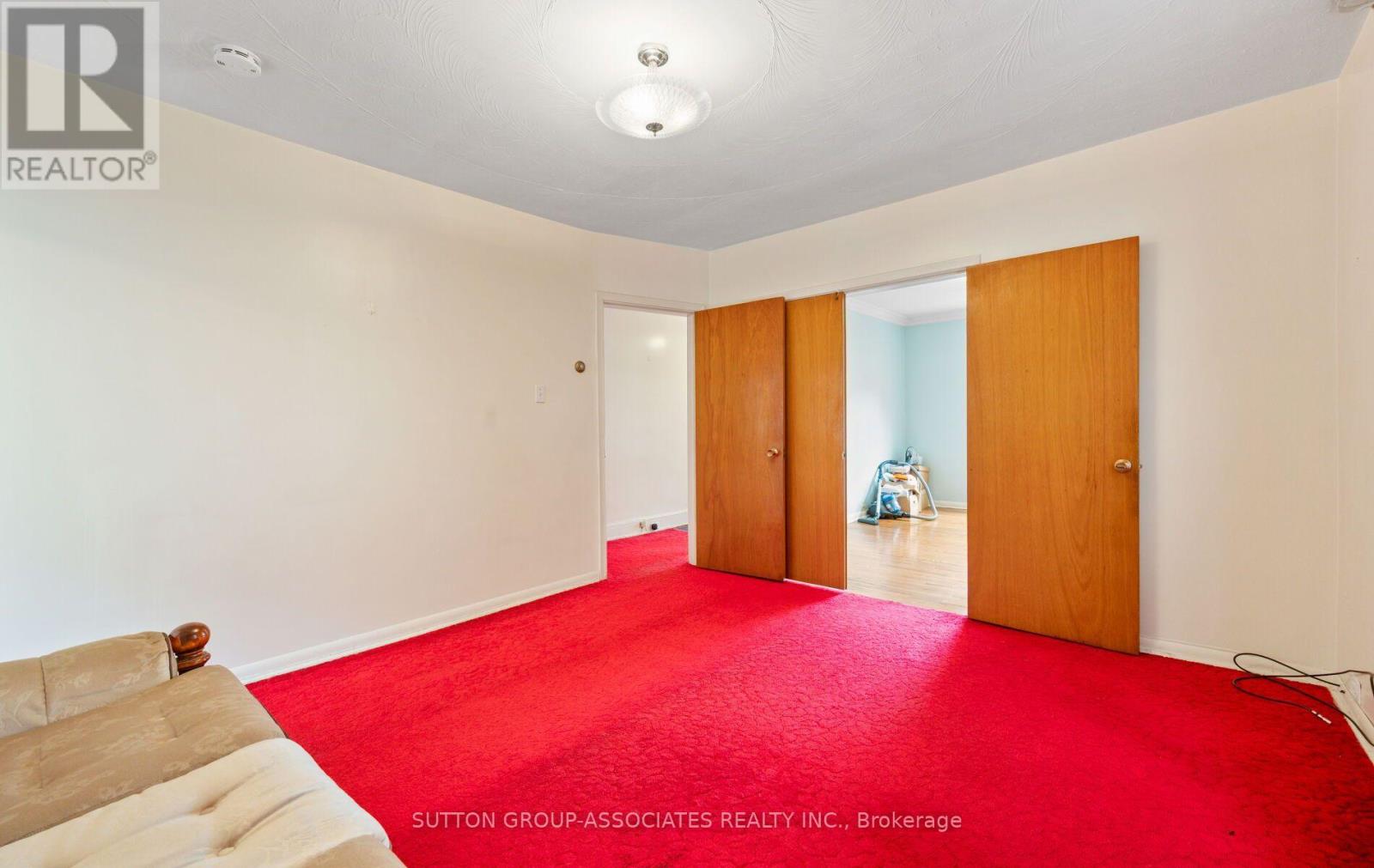 144 BELLWOODS AVENUE - 12