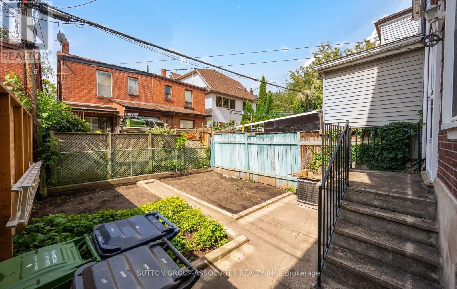 144 BELLWOODS AVENUE - 27
