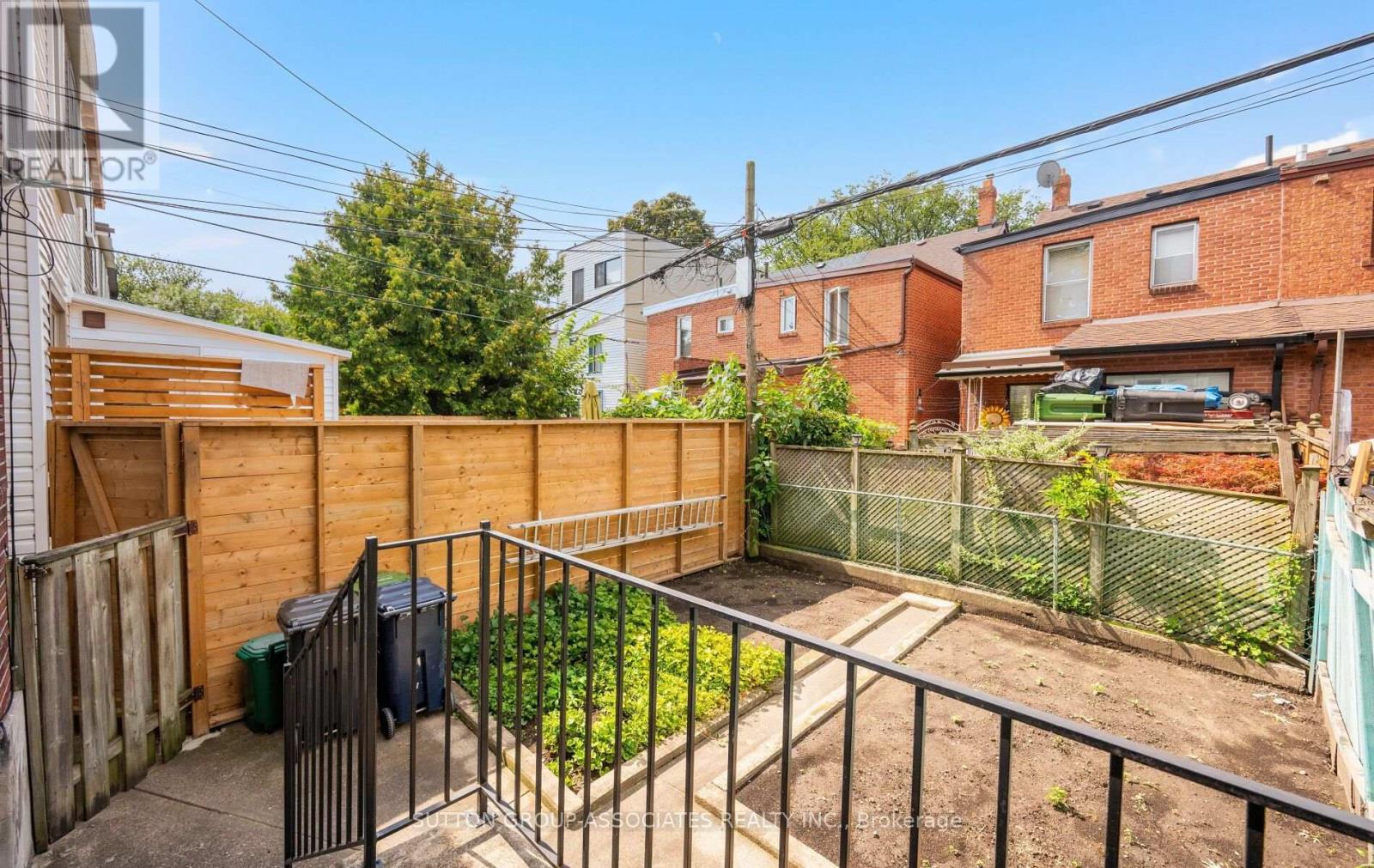 144 BELLWOODS AVENUE - 28