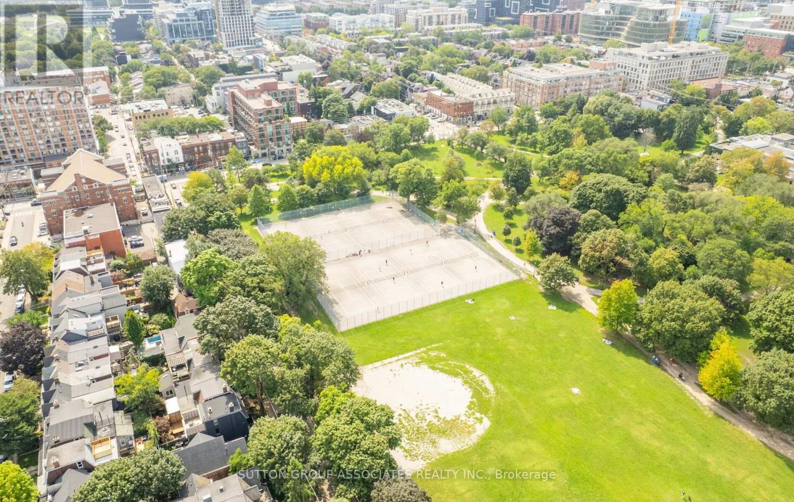 144 BELLWOODS AVENUE - Image 36