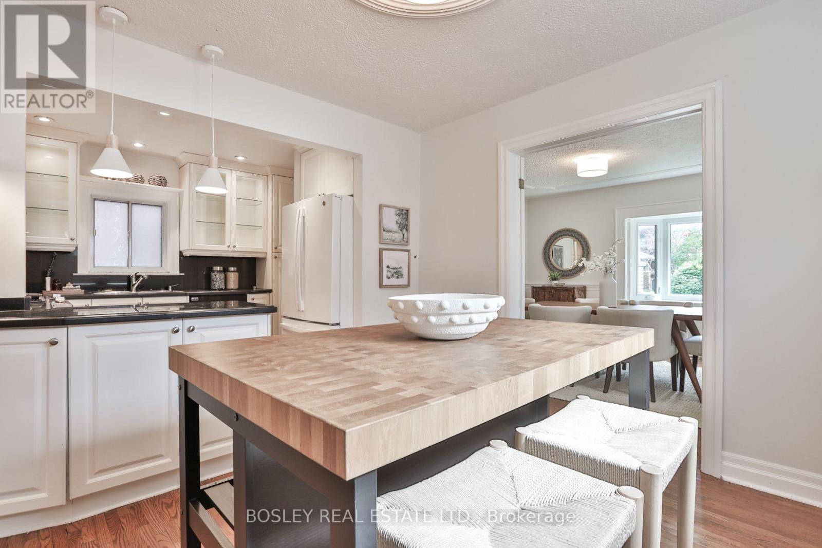 24 WHITEWOOD ROAD, Toronto (Mount Pleasant East) — photo 6