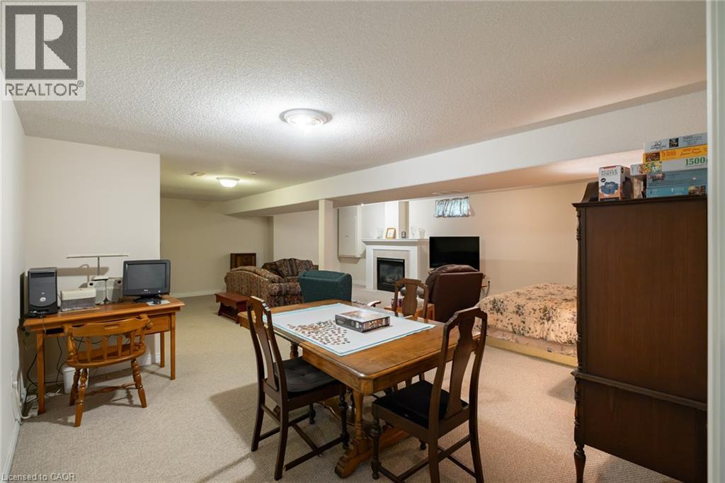 13 COASTAL Court - Image 29