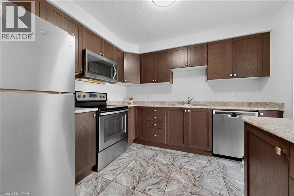 73 GRAND FLATS Trail, Kitchener — photo 8