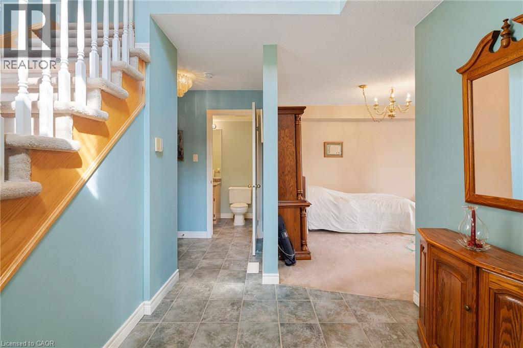85 EDGEWATER Drive Unit# 10, Stoney Creek — photo 7