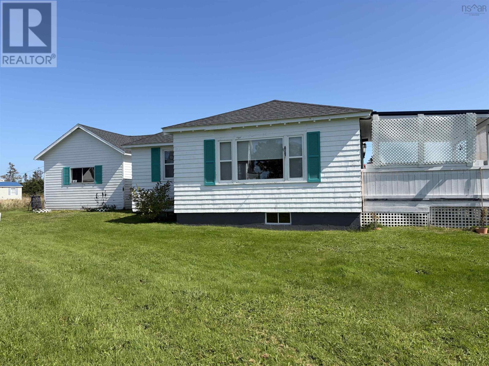 9 Stoddart Drive, Clark's Harbour — photo 2