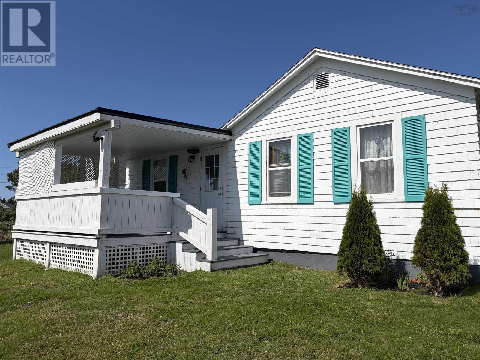 9 Stoddart Drive, Clark's Harbour — photo 3