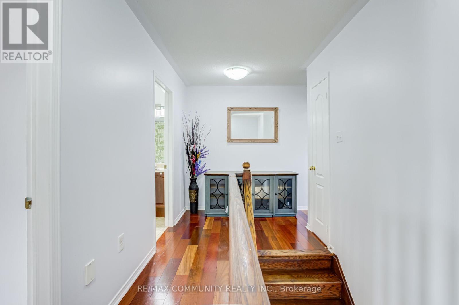 19 TILLER STREET - 20