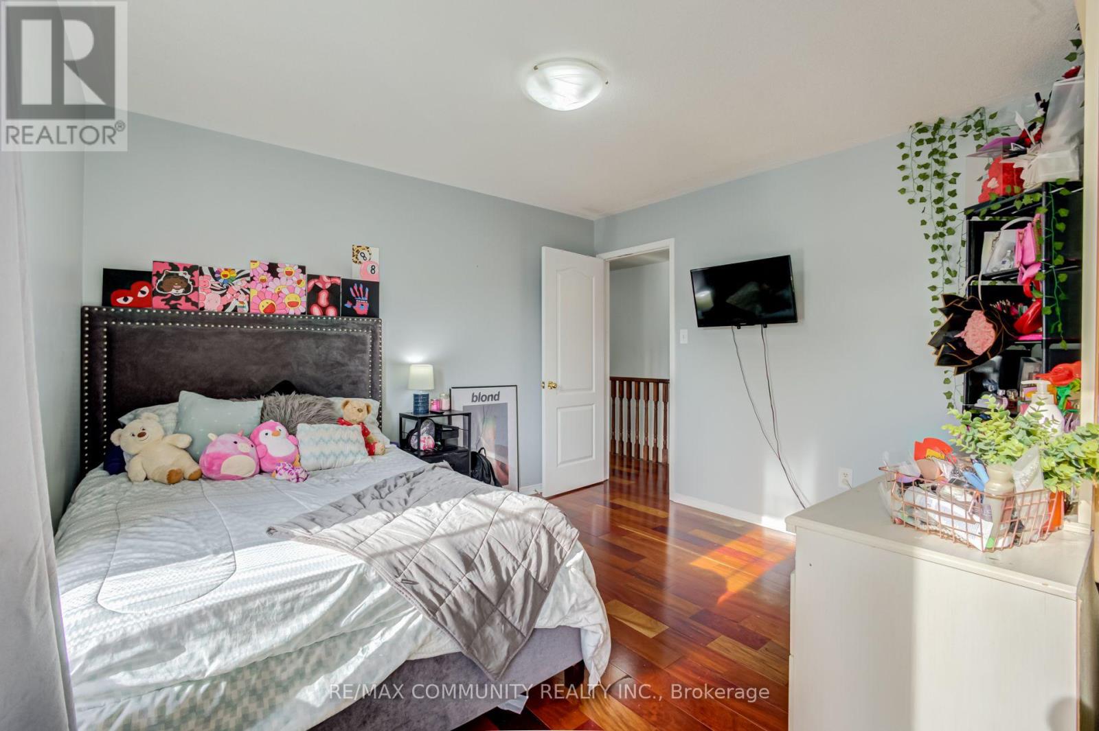 19 Tiller Street, Ajax, ON photo 28