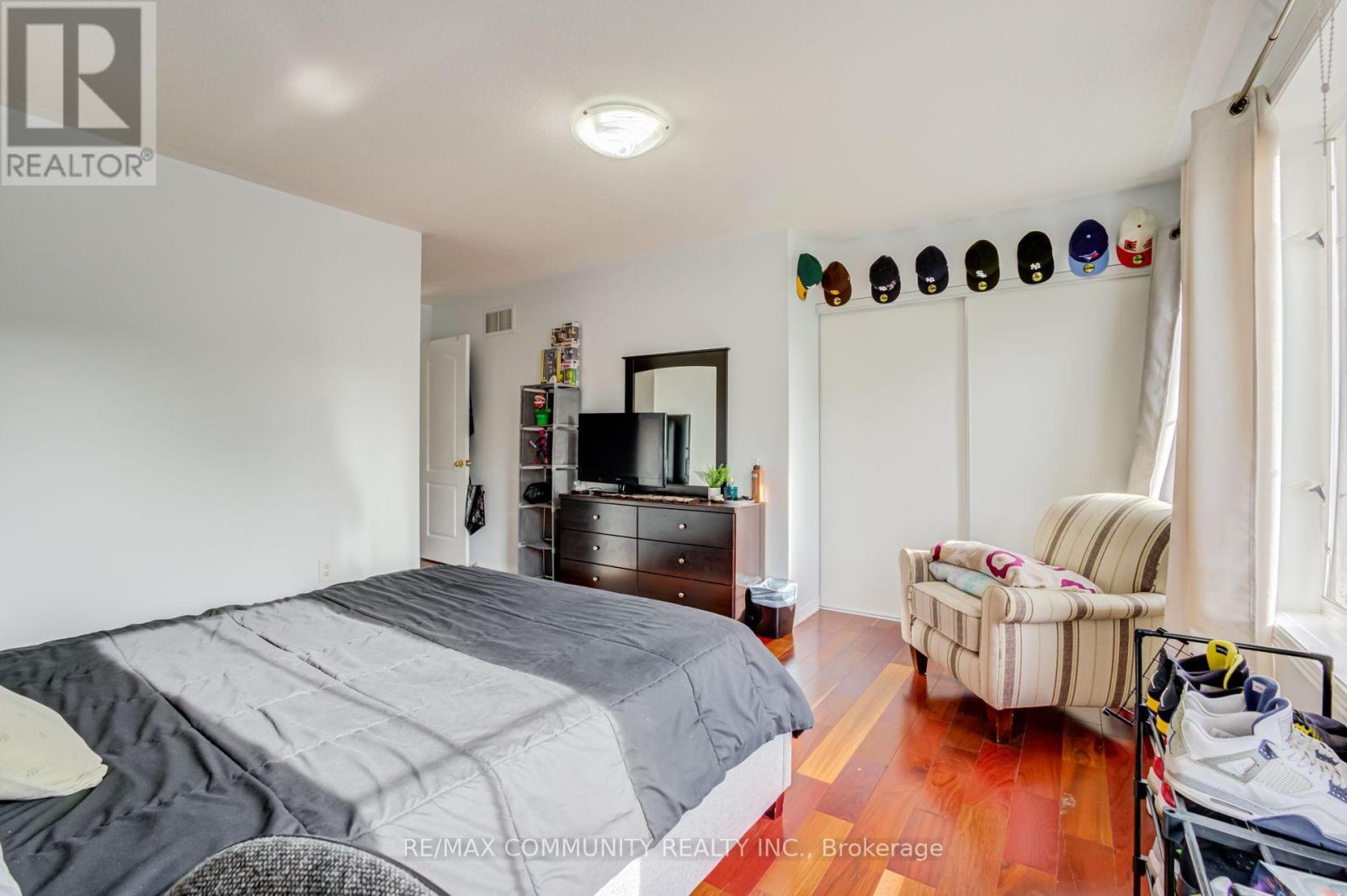 19 Tiller Street, Ajax, ON photo 34