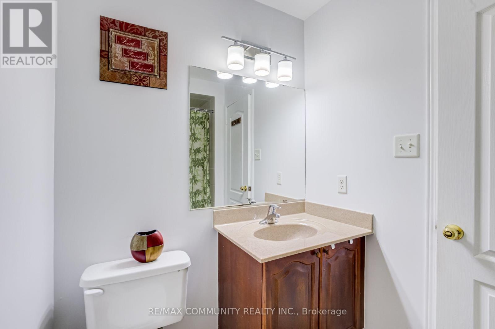 19 TILLER STREET - 36